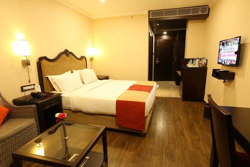 Hotel Atithi Guwahati Ngoại thất bức ảnh