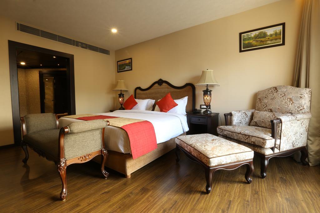 Hotel Atithi Guwahati Ngoại thất bức ảnh