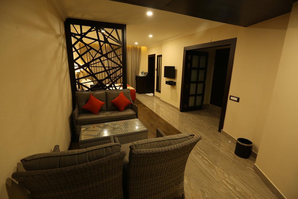Hotel Atithi Guwahati Ngoại thất bức ảnh