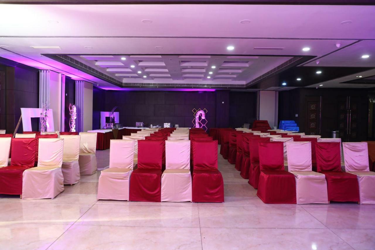 Hotel Atithi Guwahati Ngoại thất bức ảnh